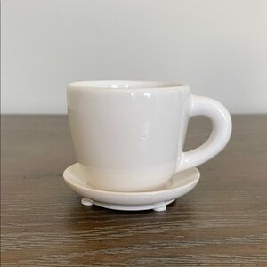 White Ceramic Tea Cup Flower Pot